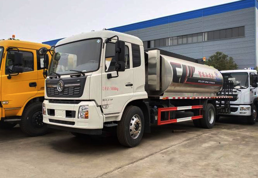 路面養(yǎng)護(hù)系列國(guó)六瀝青灑布車(chē)精品推薦