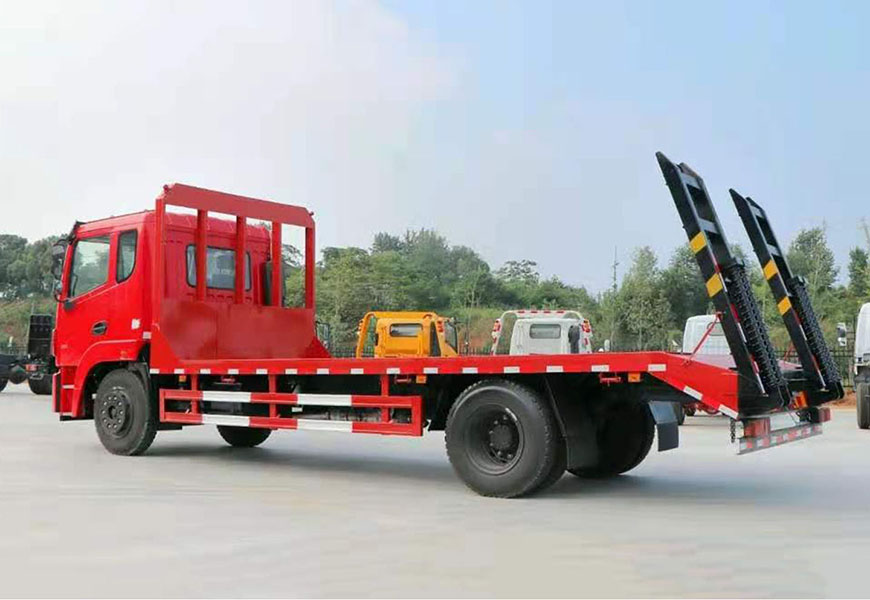 國六東風(fēng)錦程單橋平板運輸車
