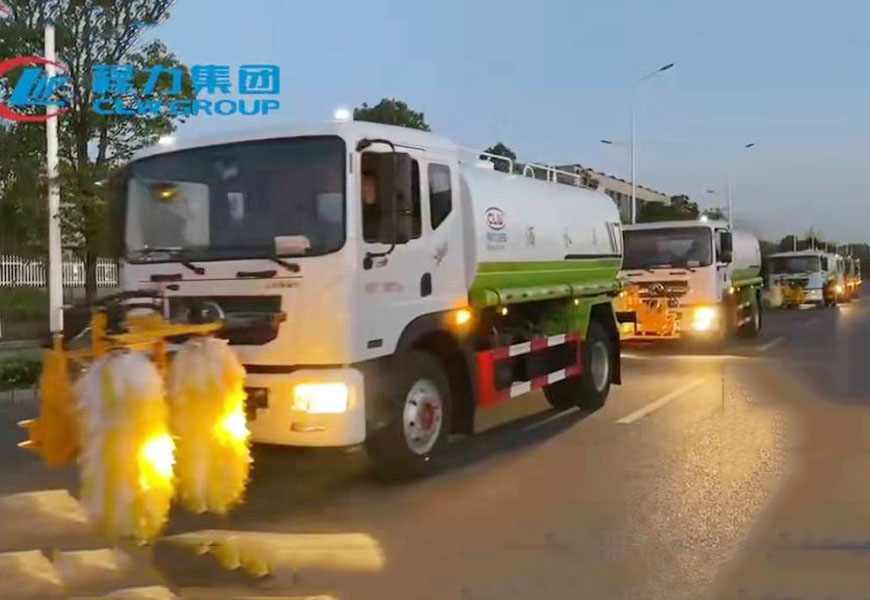 程力集團批量環(huán)衛(wèi)車發(fā)車